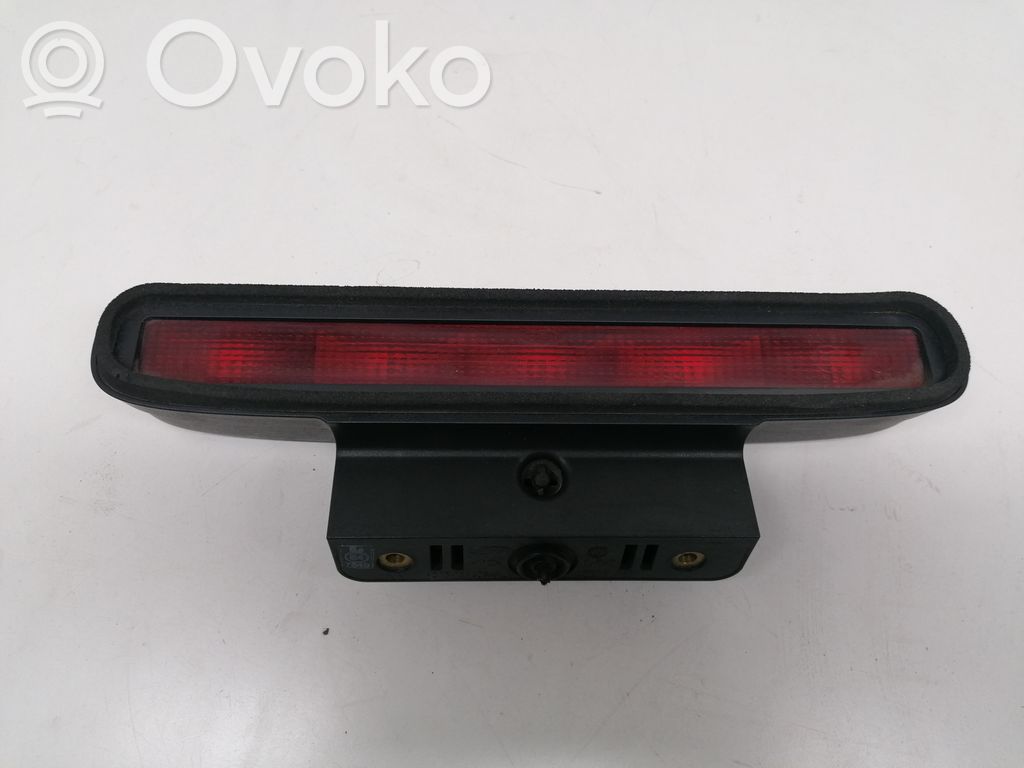 Third/center stoplight   YC1513N408A
