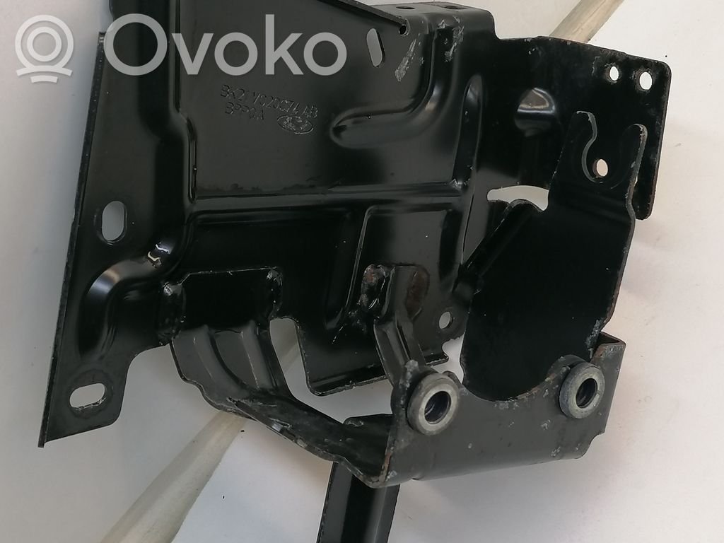 ABS pump bracket   BK21V020C74AB