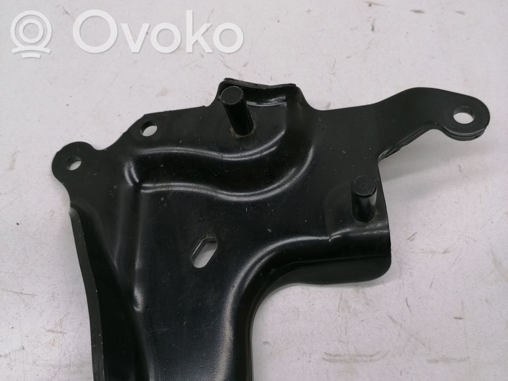 Ford Transit Muu moottoritilan osa 