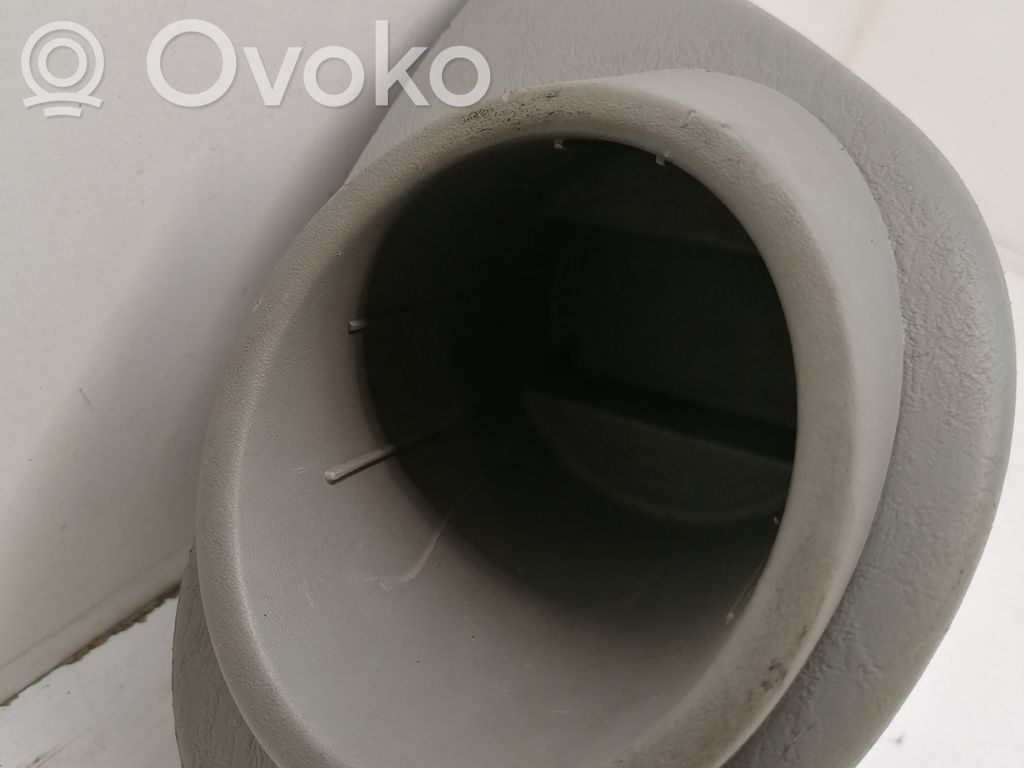 Opel Vivaro Muut kojelaudan osat 