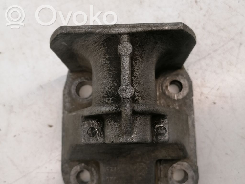Peugeot Boxer Engine mounting bracket 