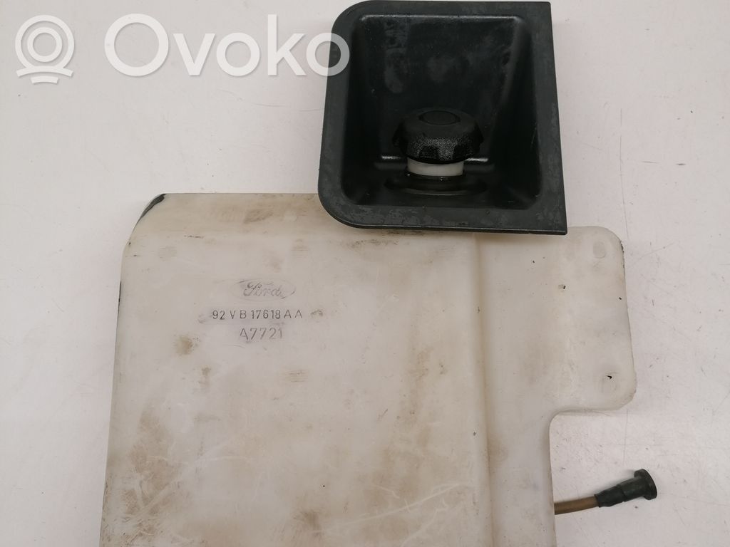 Ford Transit Logu šķidruma tvertne 