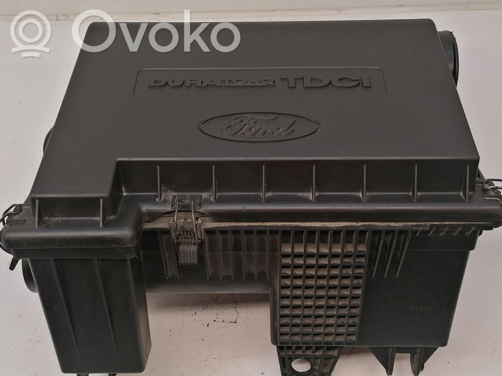 Ford Transit Oro filtro dėžė 