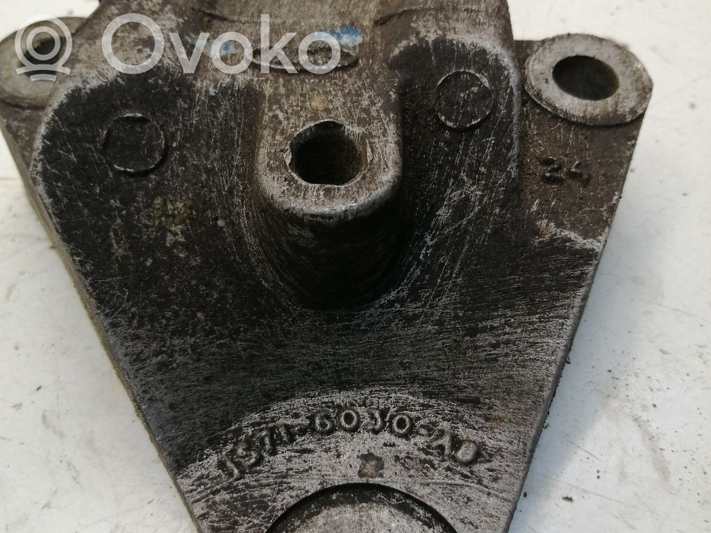 Ford Transit Engine mounting bracket 