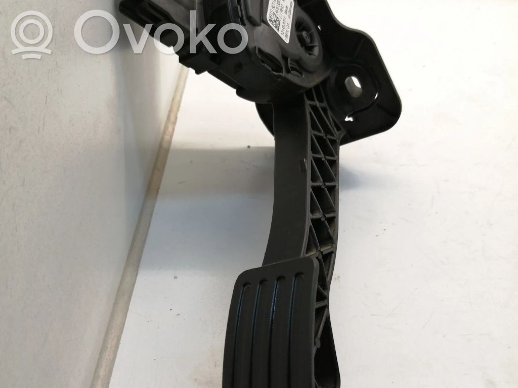 Ford Transit Akseleratora pedālis 