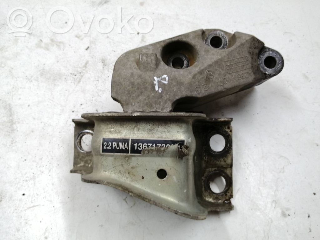 Peugeot Boxer Engine mounting bracket 