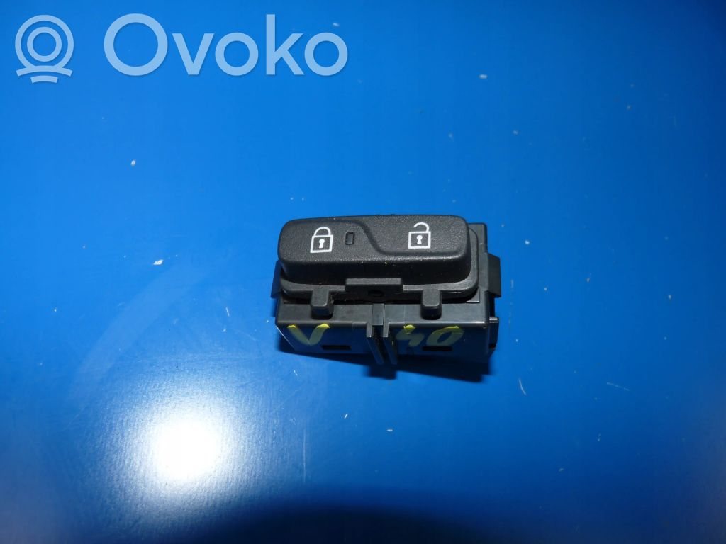 Central locking switch button   31334571