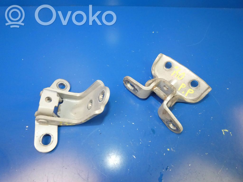 Front door hinge set