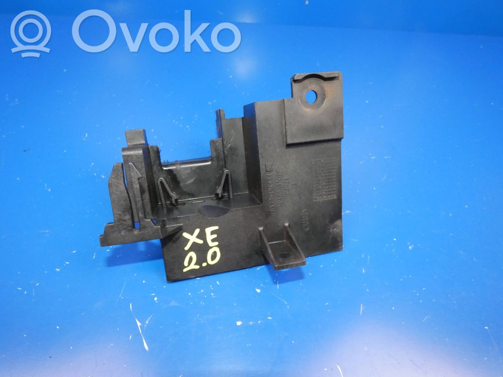 Jaguar XE Panou suport radiator 