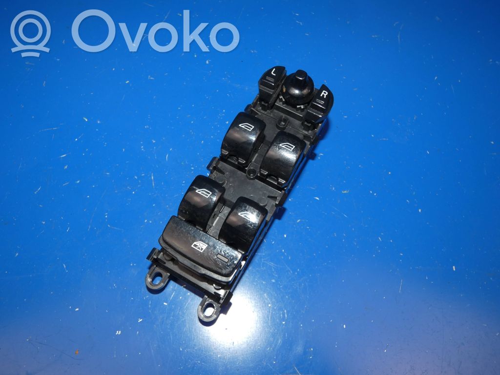 Volvo XC90 Przyciski szyb 