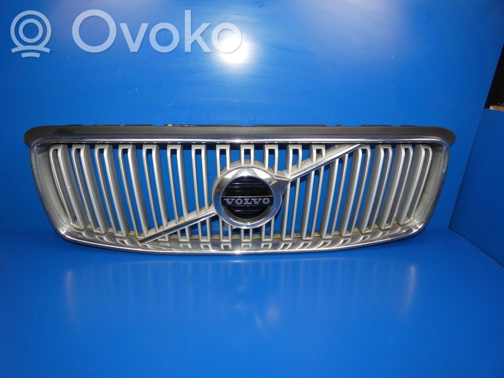 Volvo XC90 Etusäleikkö 