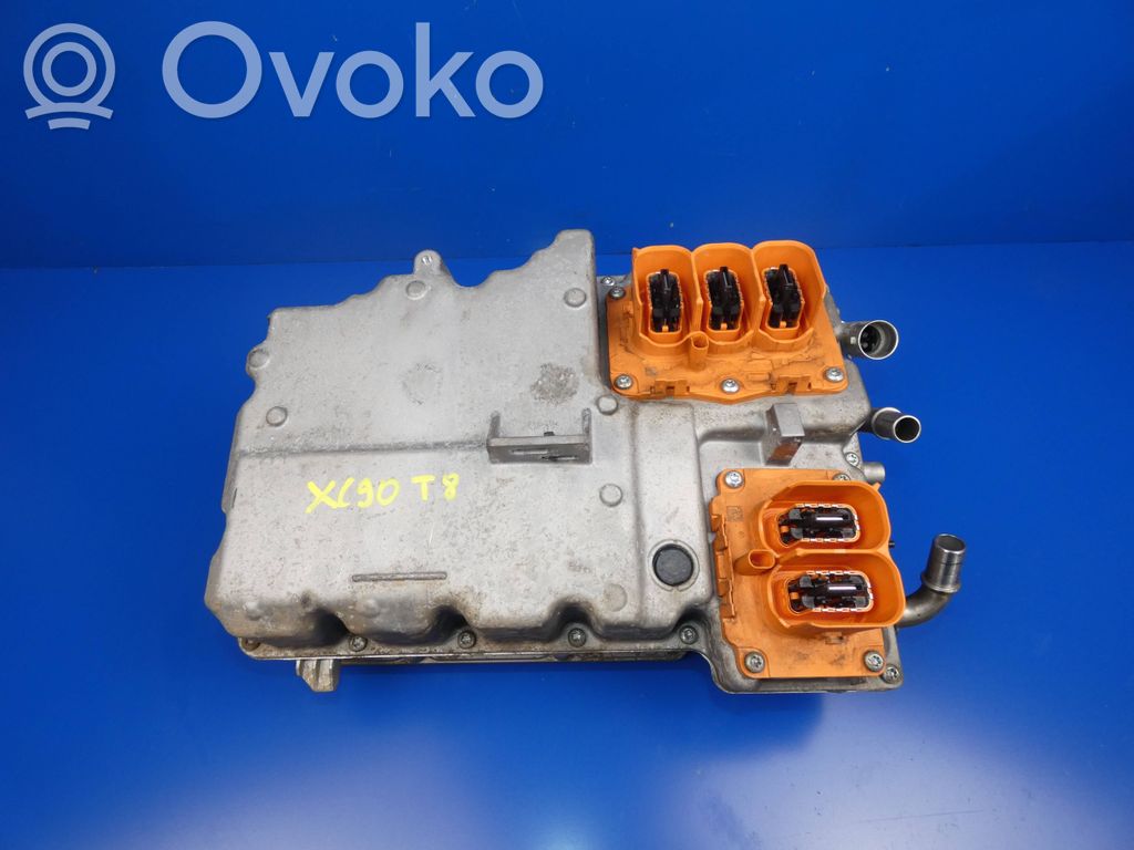 Volvo XC90 Convertor-inversor tensiune 