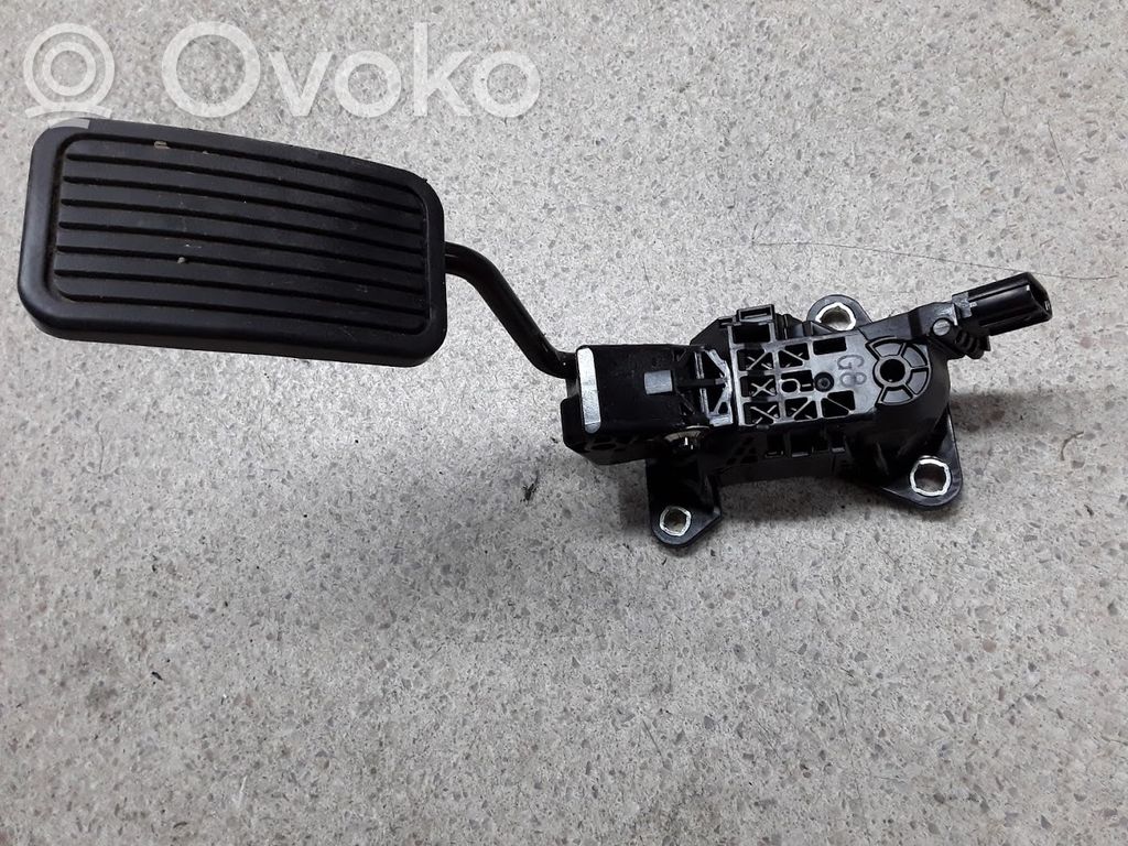 Honda CR-V Gaspedal 