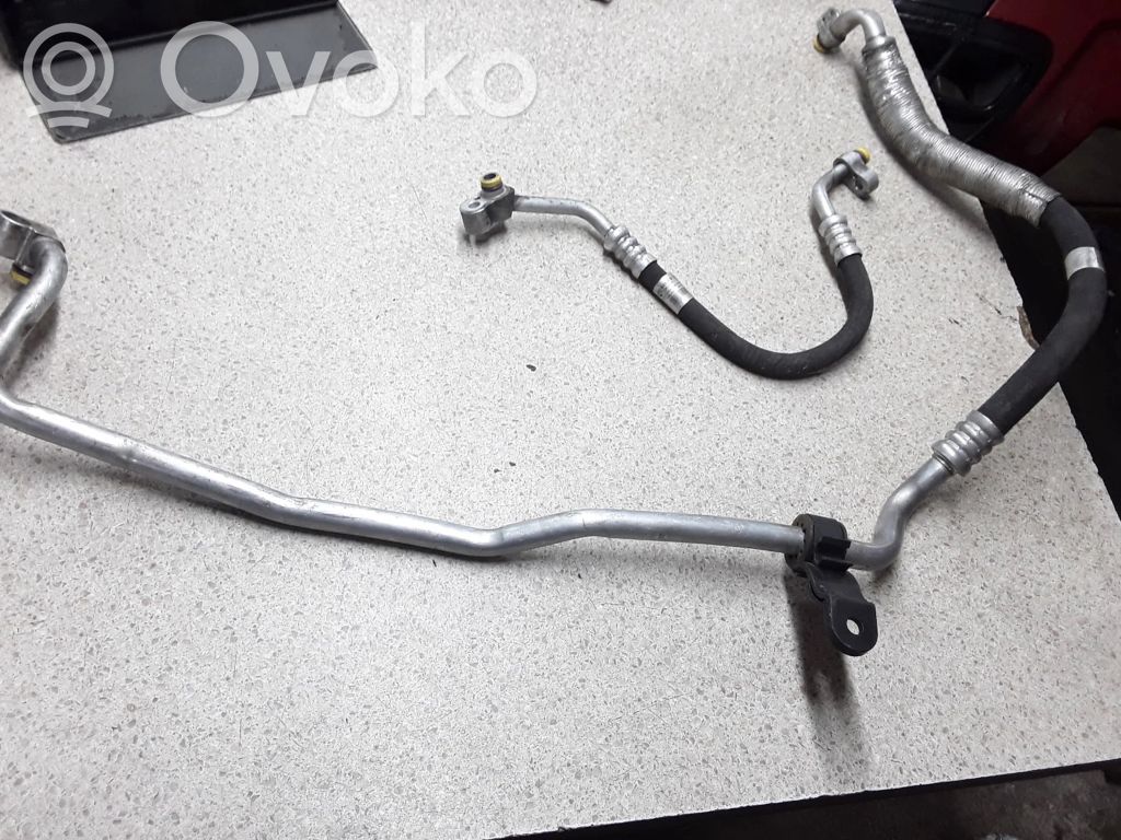 BMW M3 e92 Air conditioning (A/C) pipe/hose 