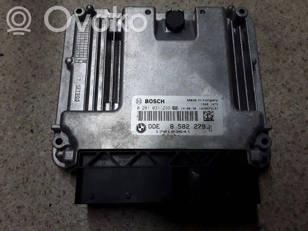 BMW 3 F30 F35 F31 Variklio valdymo blokas 