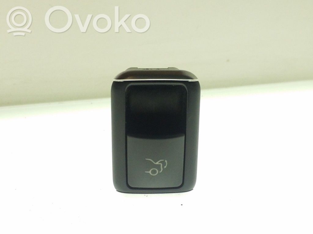 Tailgate/boot open switch button   A2129056300,10021344