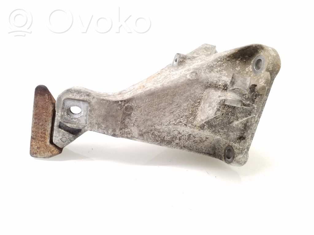 BMW 3 E90 E91 Engine mounting bracket 