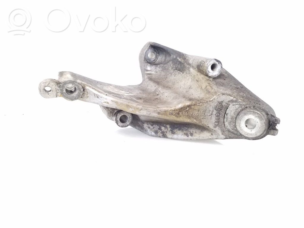 Volkswagen Crafter Engine mounting bracket 