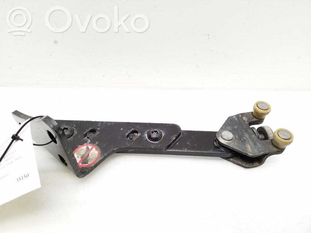 Peugeot Expert Sliding door lower roller guide/hinge 