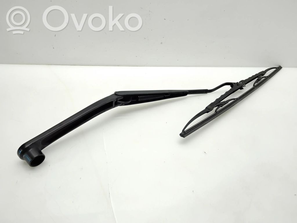 Chrysler 300 - 300C Windshield/front glass wiper blade 