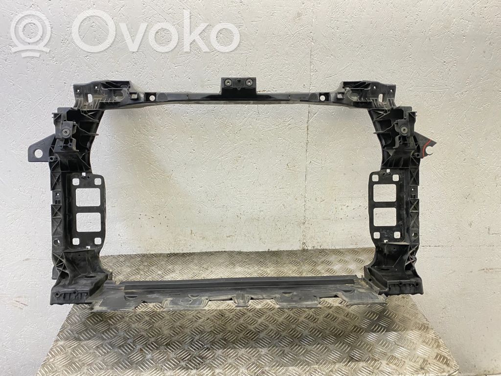 Audi Q7 4M Radiator support slam panel bracket 