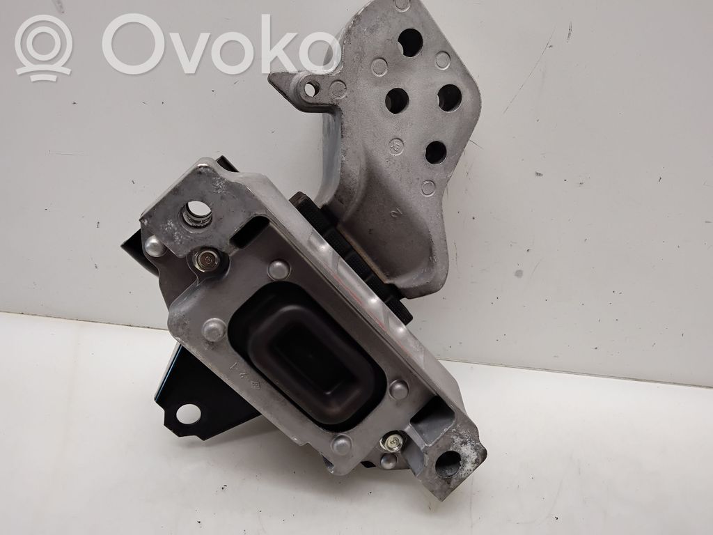 Engine mount bracket   1091A349