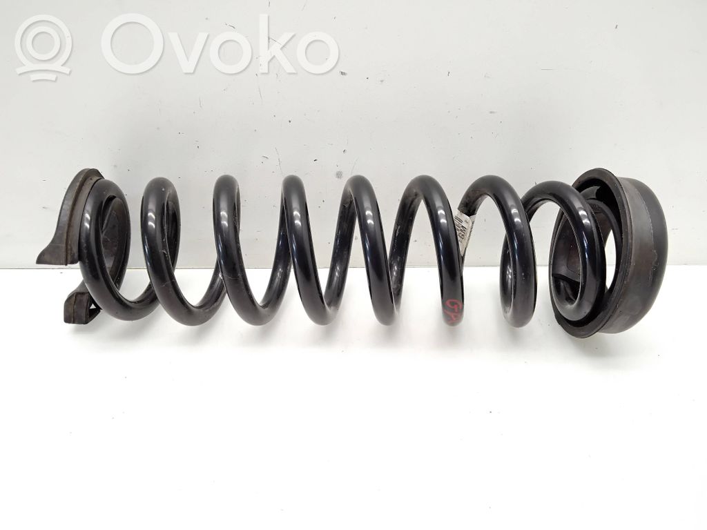 BMW 1 F20 F21 Sprężyna tylna 