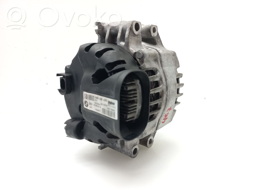 BMW 5 G30 G31 G38 Generatorius 