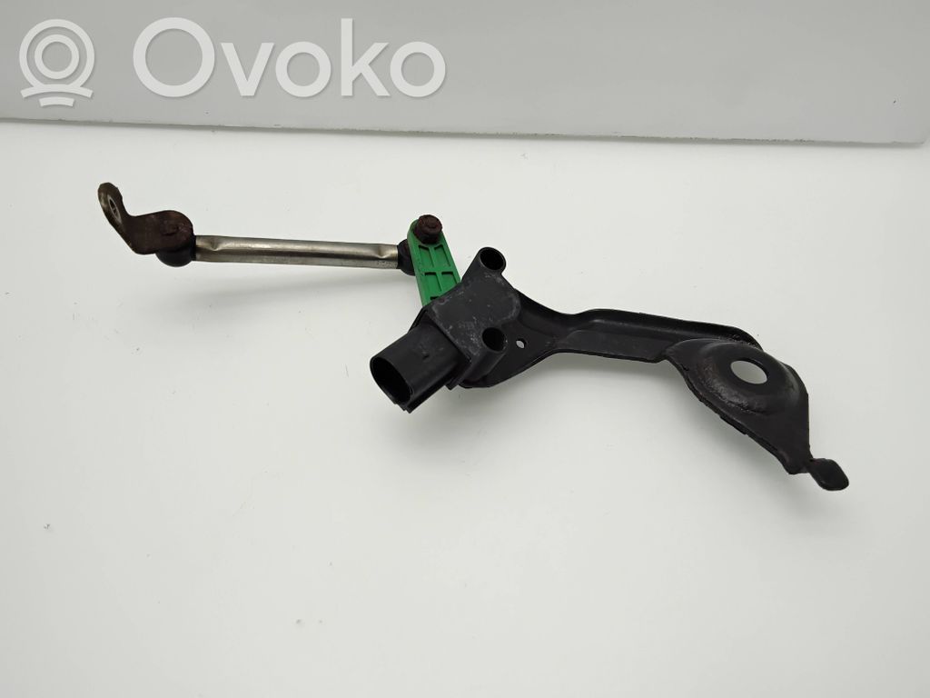 Audi S5 Sensor de altura del nivel de la suspensión neumática trasera 