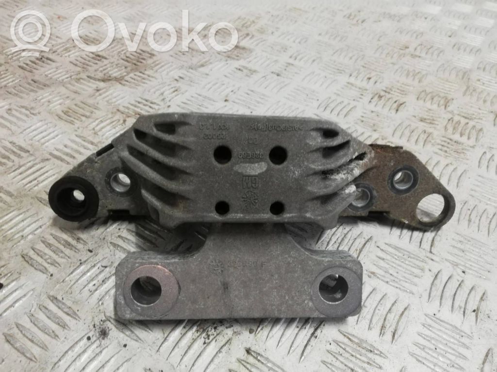 Opel Astra K Engine mount vacuum valve 