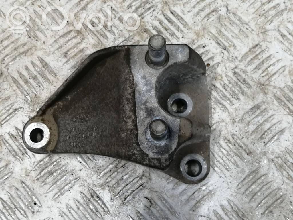 Engine mounting bracket   8V517M125AC,EX8BA,ASI1C02