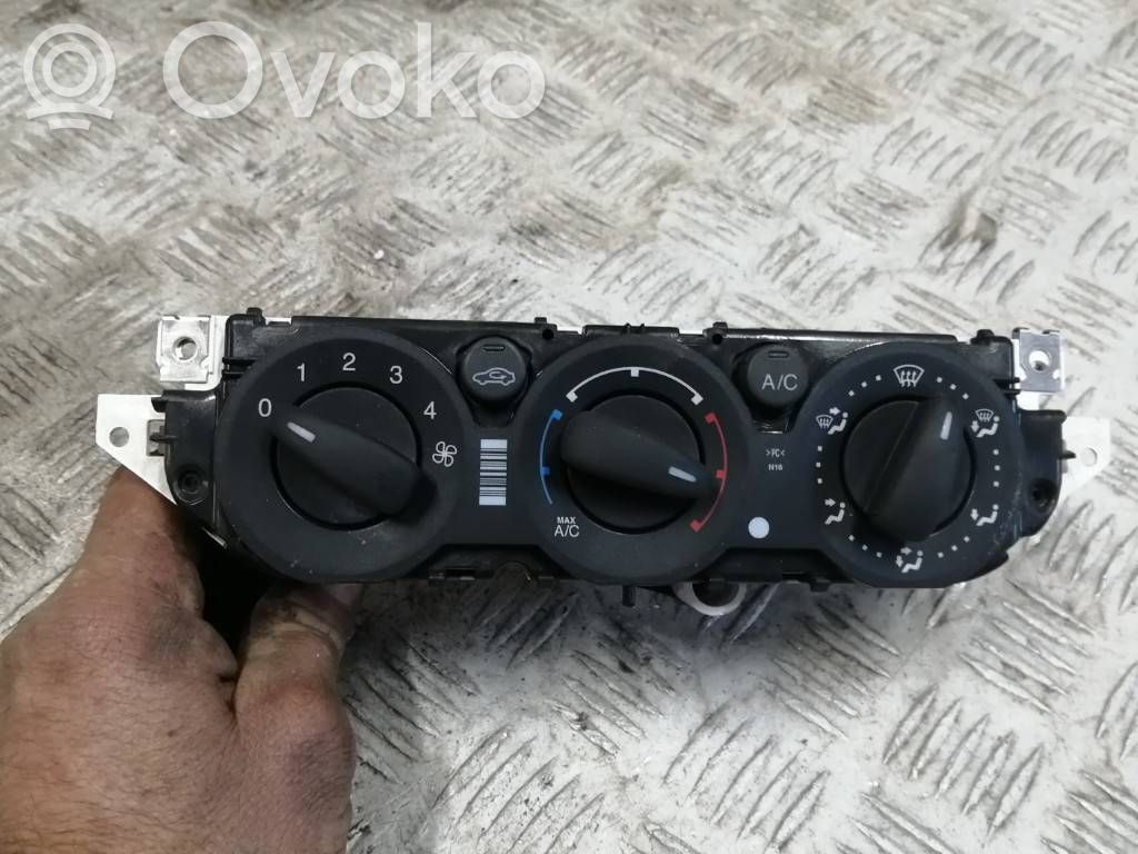 Ford Focus Climate control unit 