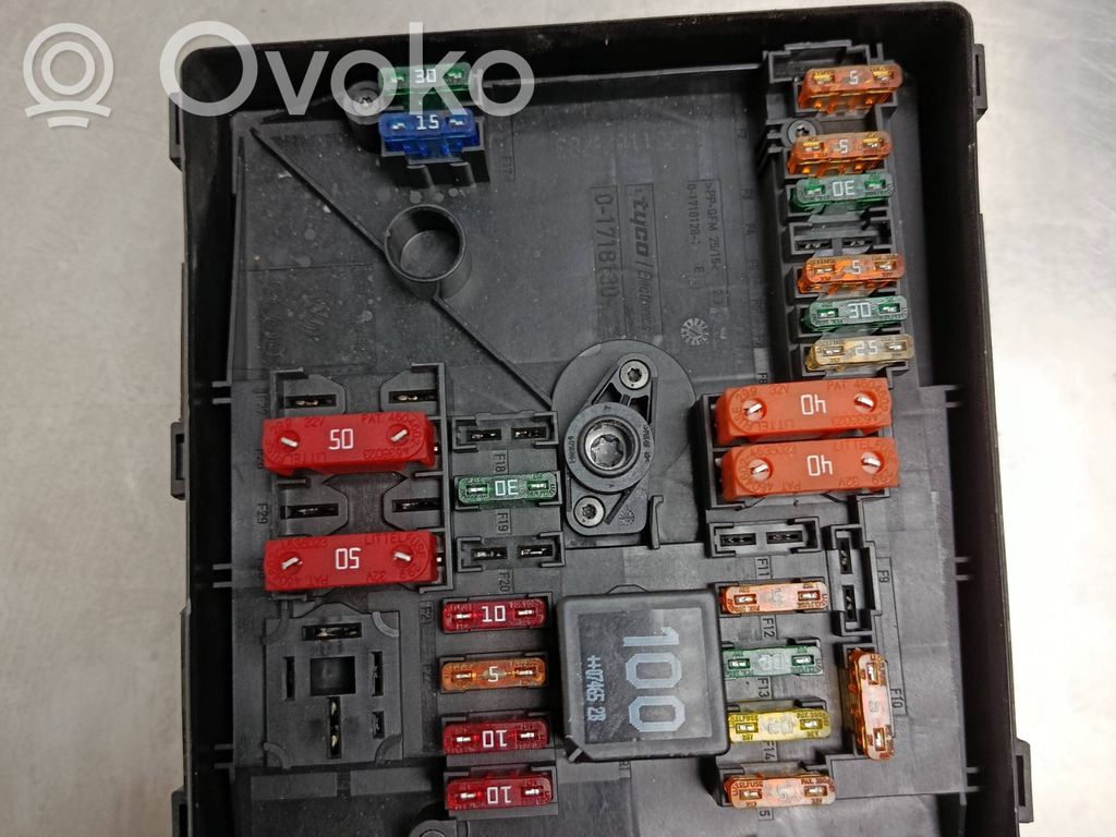 Fuse module   1K0937808E,748462488,570001917710,1K0937814,1K0937819,1K0937820D,5N0937804,5N2937535,L5N000019