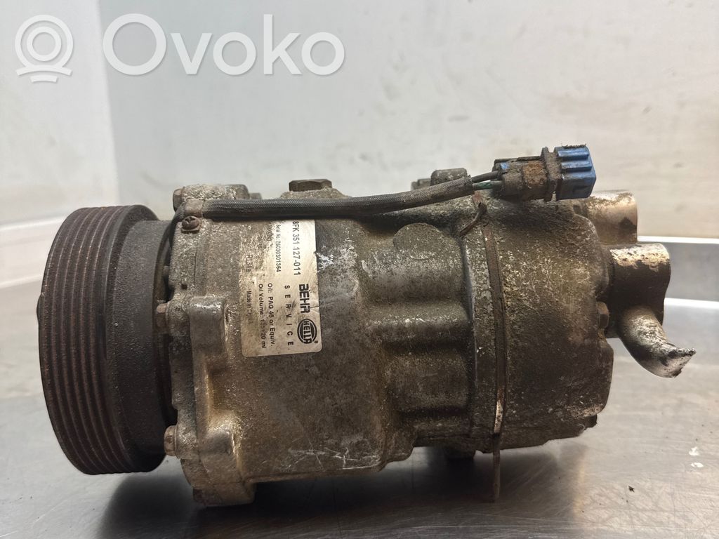 Volkswagen Golf IV Klimakompressor Pumpe 