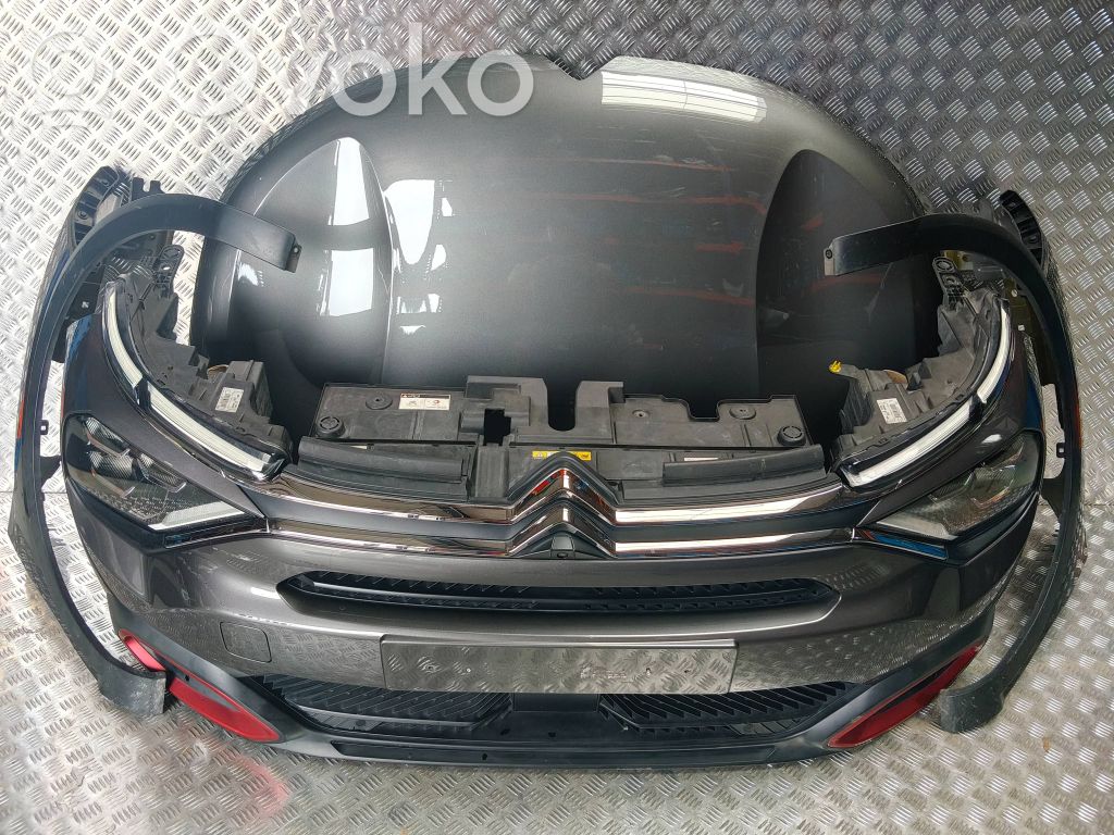 Citroen C4 III e-C4 Konepelti 
