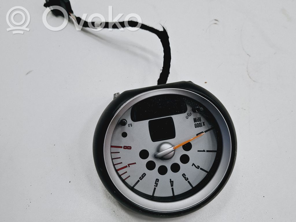 Tachometer   9178742