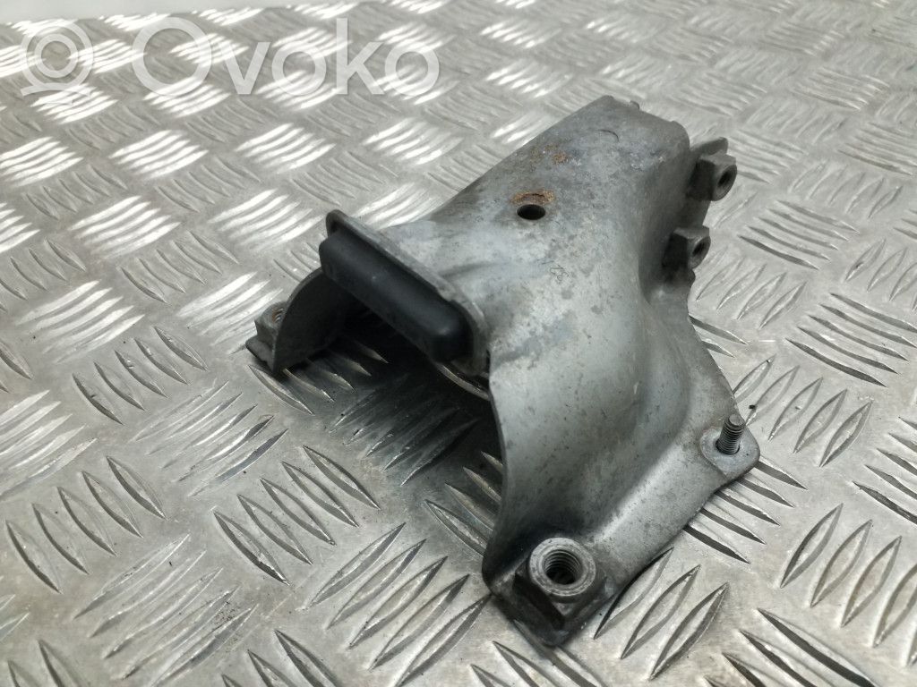 Audi A4 S4 B8 8K Engine mounting bracket 