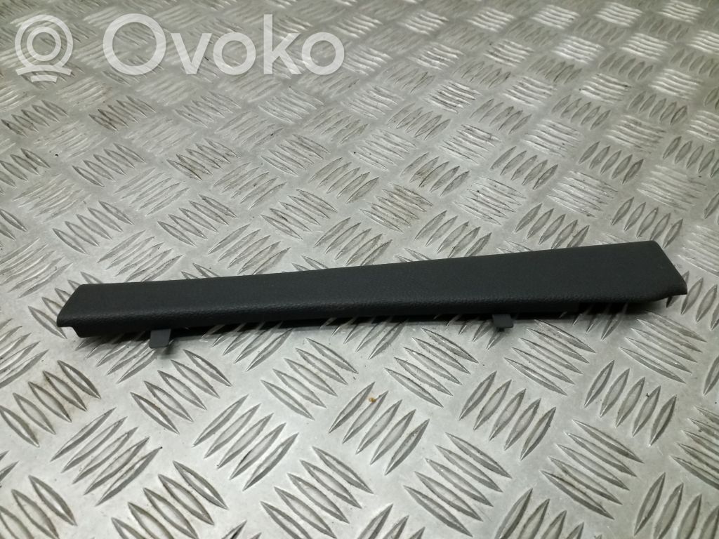 Volkswagen Eos Panelės apdailos skydas (šoninis) 