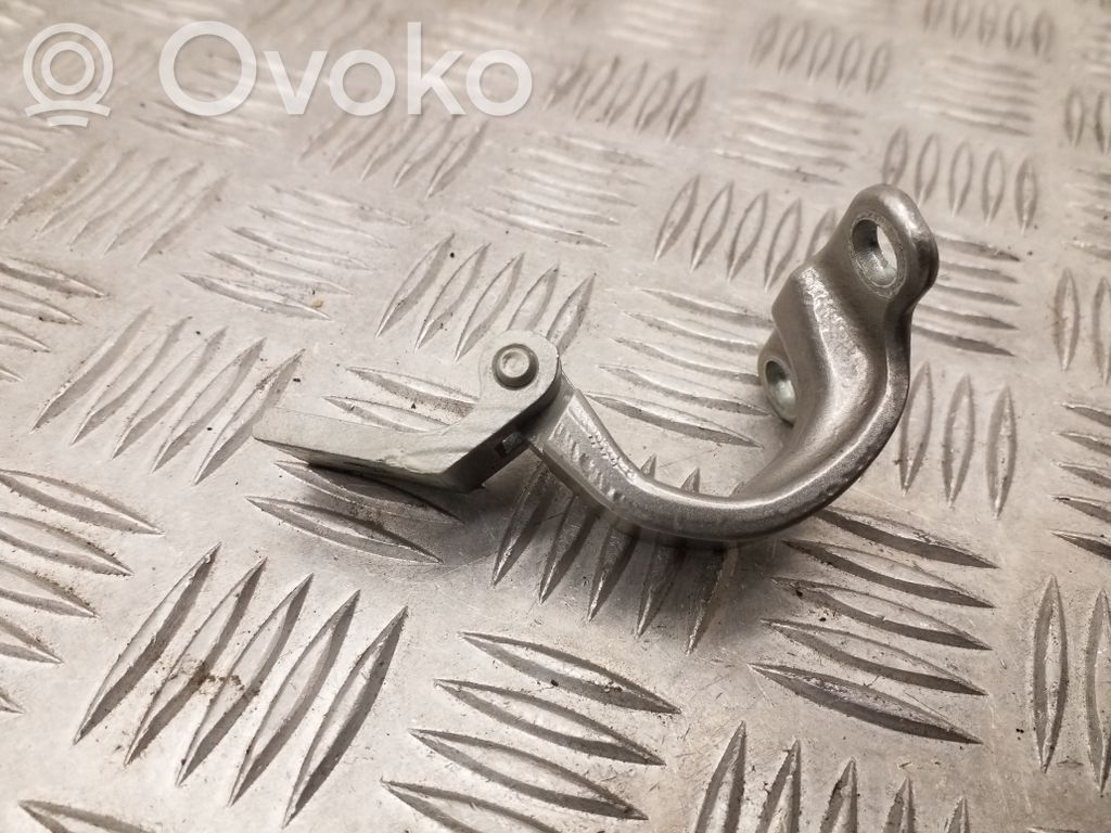 Skoda Rapid (NH) Tailgate/trunk/boot hinge 