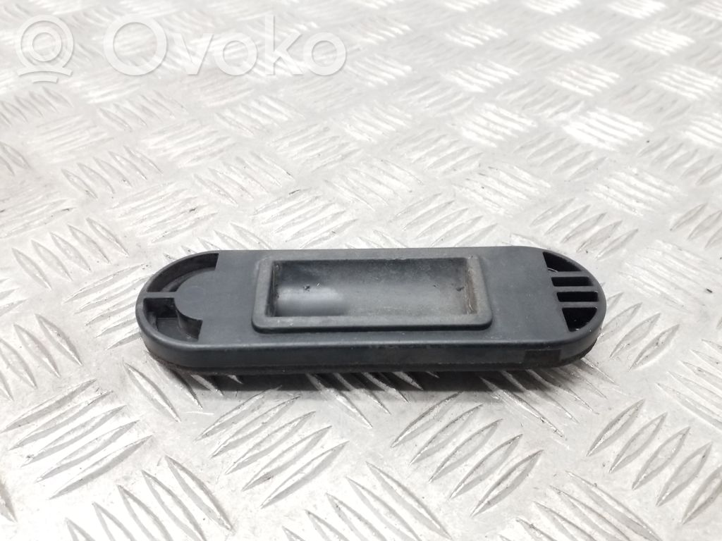 Audi TT TTS Mk2 Jacking socket point 