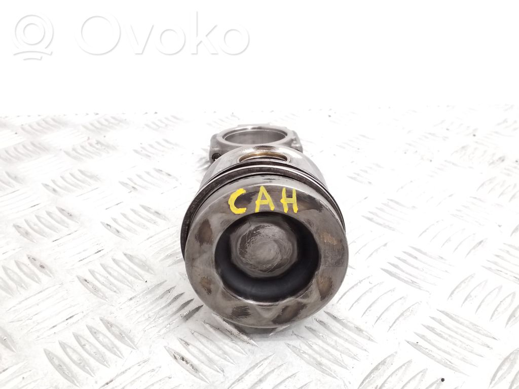 Audi A4 S4 B8 8K Piston with connecting rod 