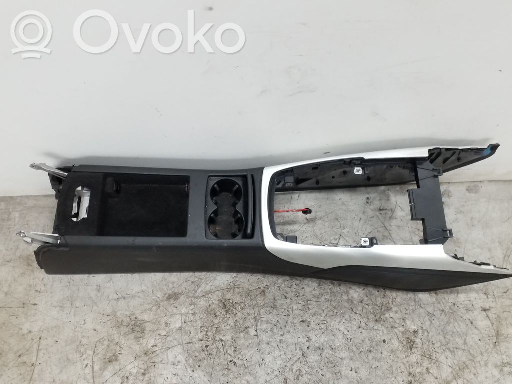 Audi A6 S6 C7 4G Center console 