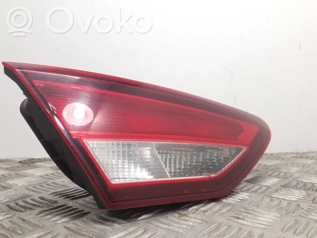 Seat Leon (5F) Takaluukun takavalot 