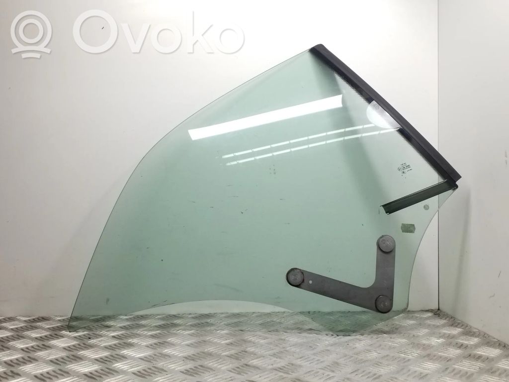 Audi A3 S3 8P Rear side window 