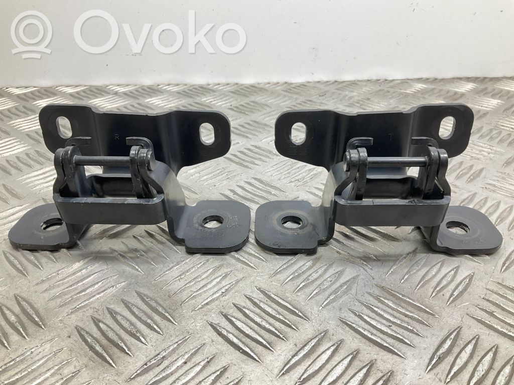 Tailgate/trunk/boot hinge   8V7825308B,8V7825307B