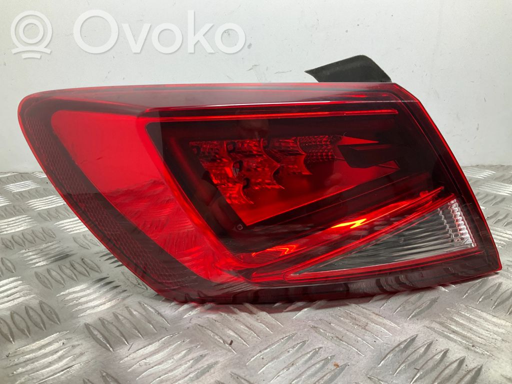 Seat Leon (5F) Galinis žibintas kėbule 