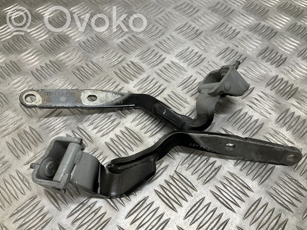 Audi A1 Tailgate/trunk/boot hinge 