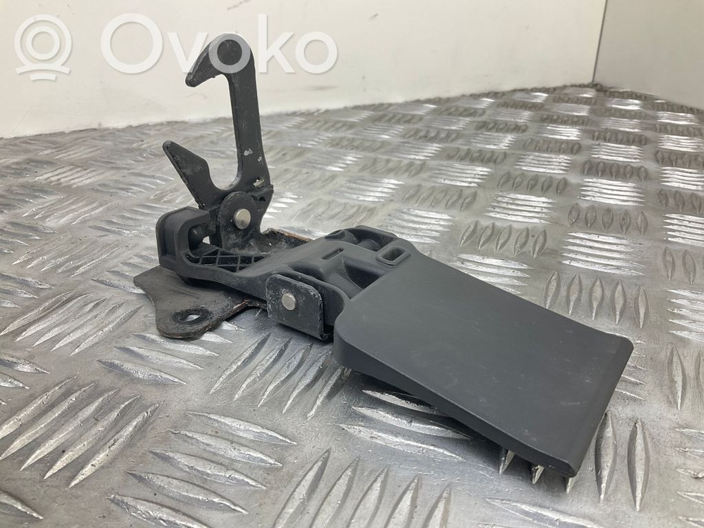 Audi Q3 8U Cârlig/încuietoare capotă motor 