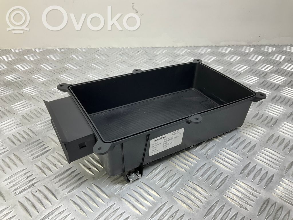 Audi A4 S4 B9 Daiktadėžė centrinės konsolės 