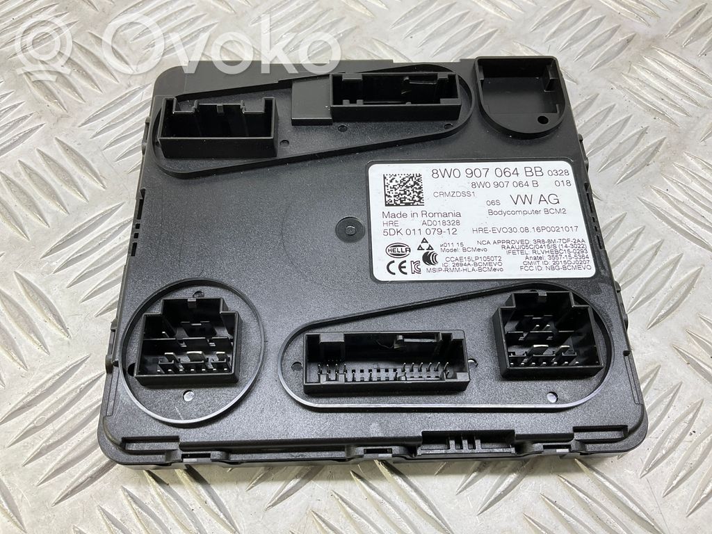 Audi A4 S4 B9 Comfort/convenience module 